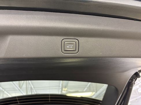 New 2025 Cadillac Escalade IQ Luxury 1 image 21