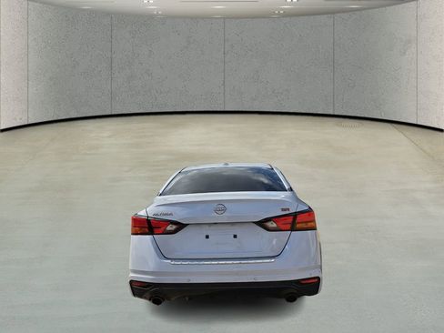 Used 2023 Nissan Altima 2.5 SR image 6