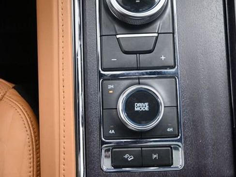 Used 2023 Ford Expedition Max Platinum image 19