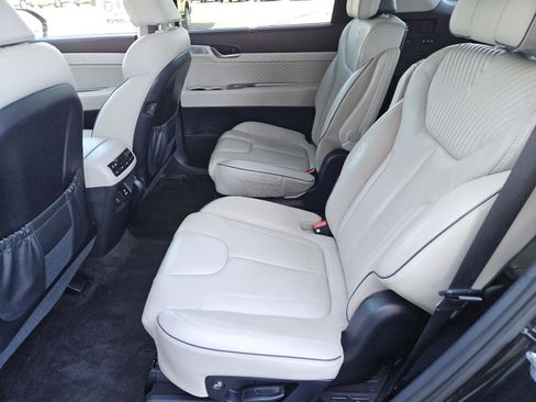 Used 2024 Hyundai Palisade Calligraphy image 28