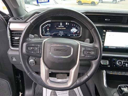 Used 2023 GMC Sierra 1500 Denali AWD/4WD image 9