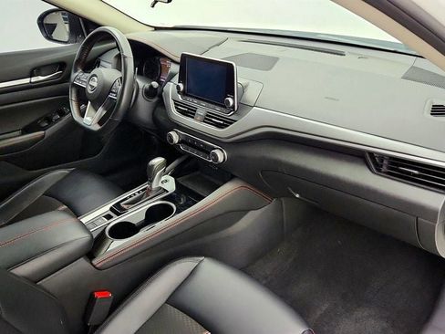 Used 2024 Nissan Altima 2.5 SR AWD/4WD image 24