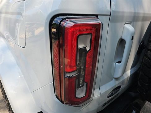 Used 2023 Ford Bronco Outer Banks image 31