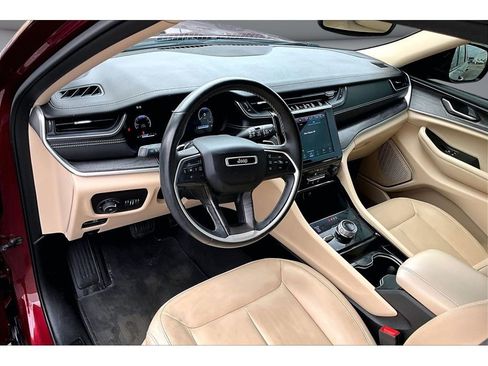 Used 2021 Jeep Grand Cherokee L Limited image 15