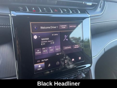 New 2025 Jeep Grand Cherokee L Altitude image 12