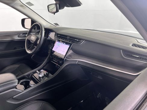 Used 2021 Jeep Grand Cherokee L Limited image 30