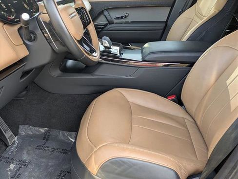 Used 2024 Land Rover Range Rover Sport Dynamic SE image 17
