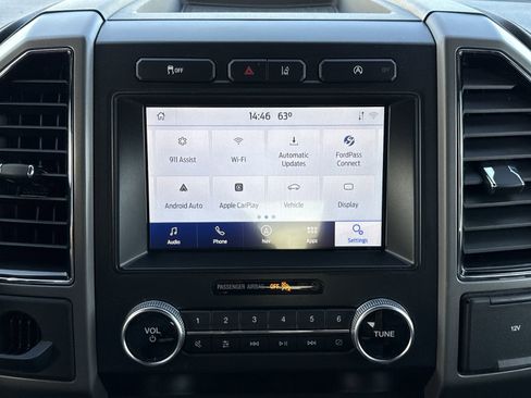 Used 2021 Ford Expedition XLT image 22