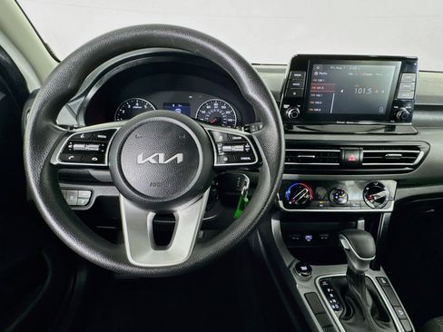 Used 2022 Kia Seltos LX AWD/4WD image 10