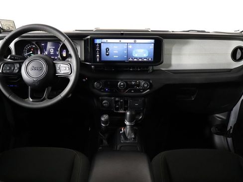 Used 2024 Jeep Wrangler Unlimited AWD/4WD image 13