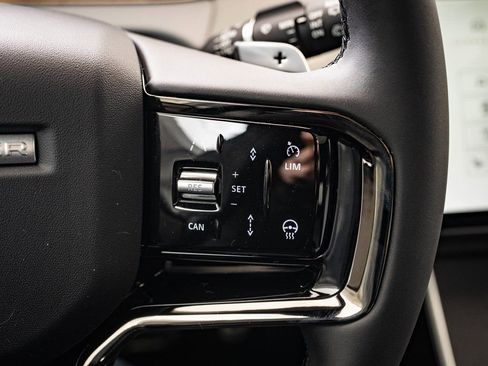 Used 2026 Land Rover Range Rover Evoque Dynamic SE image 26