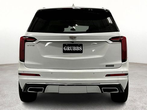 Used 2021 Cadillac XT6 Premium Luxury image 6