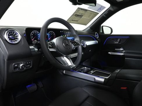 New 2026 Mercedes-Benz GLB 250 4MATIC image 14