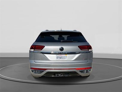 Certified 2022 Volkswagen Atlas Cross Sport SEL R-Line