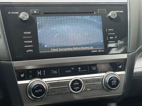 Used 2015 Subaru Outback 2.5i Premium image 17