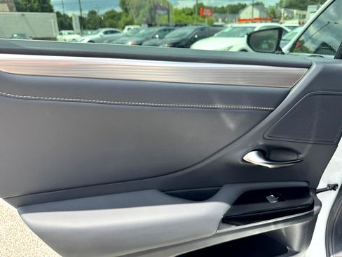 Used 2022 Lexus ES 350 F Sport w/ Accessory Package 2 image 32