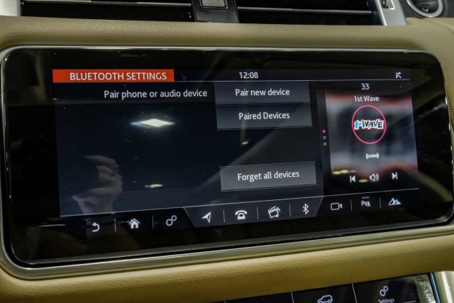 Used 2020 Land Rover Range Rover Sport HSE AWD/4WD image 42
