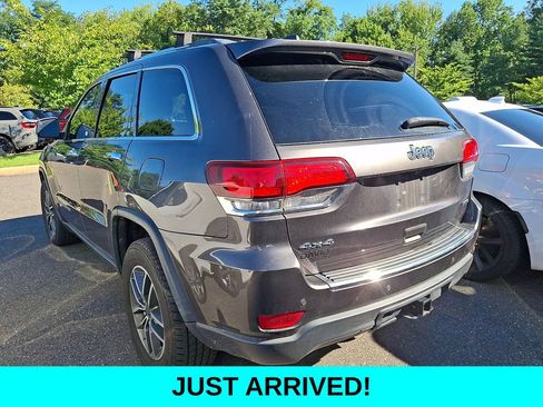 Used 2020 Jeep Grand Cherokee Limited AWD/4WD image 3