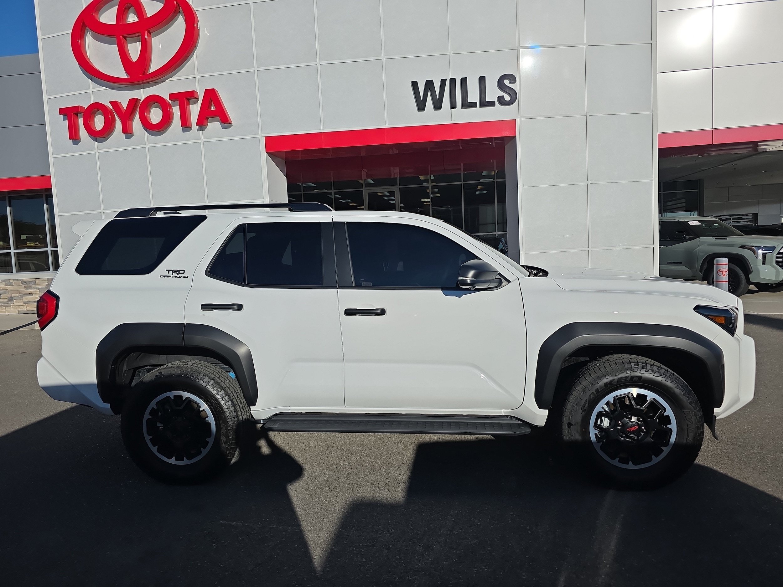 Used 2025 Toyota 4Runner TRD Off-Road Premium AWD/4WD image 1