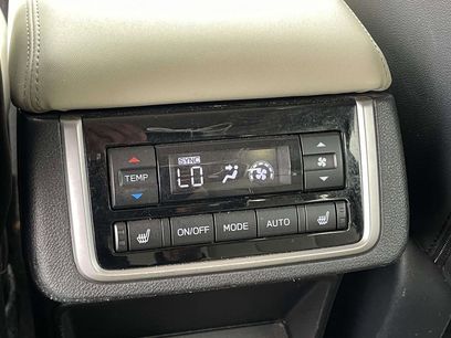 Used 2023 Subaru Ascent Limited w/ Technology Package