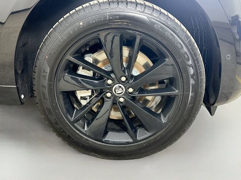 New 2026 Jaguar F-PACE R-Dynamic S AWD/4WD image 10