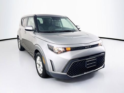 Certified 2023 Kia Soul LX w/ LX Technology Package image 27