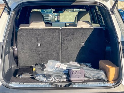 New 2026 Lexus TX 350 Premium image 11