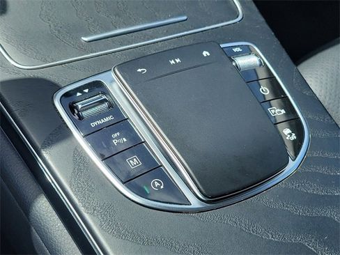 Used 2022 Mercedes-Benz GLC 300 w/ Premium Package Lite image 30