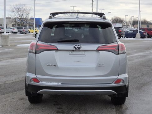 Used 2018 Toyota RAV4 XLE image 16