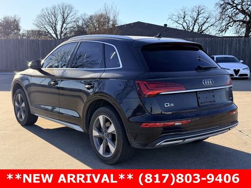 Used 2024 Audi Q5 2.0T Premium w/ Convenience Package image 7