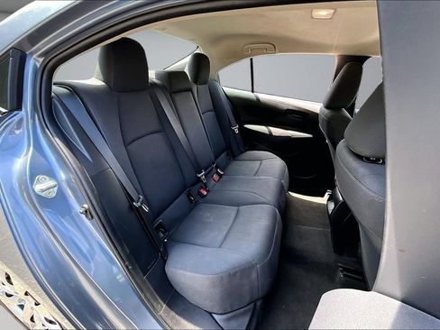 Used 2025 Toyota Corolla LE FWD image 24