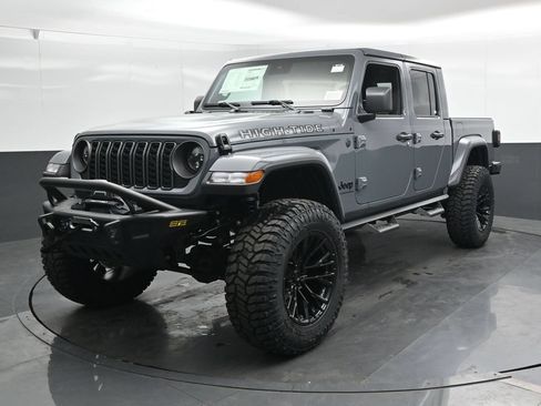 New 2025 Jeep Gladiator Sport AWD/4WD image 5