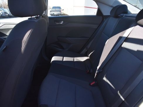 Used 2022 Hyundai Accent SE image 14