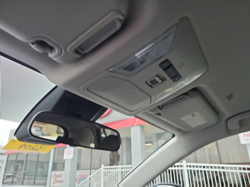 Used 2024 Toyota RAV4 XLE image 30