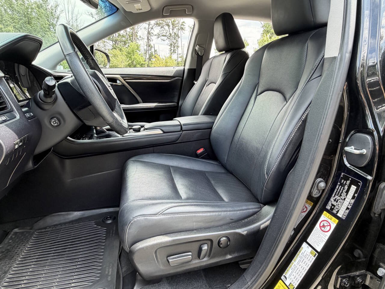 Used 2018 Lexus RX 350 AWD w/ Accessory Package image 11