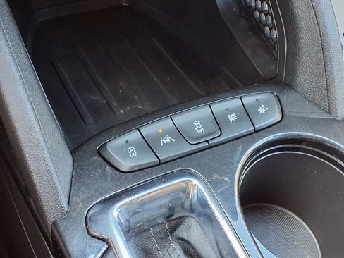 Used 2025 Chevrolet TrailBlazer ACTIV w/ Driver Confidence Package FWD image 9