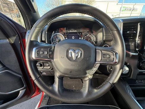 Used 2024 RAM 1500 Laramie image 14
