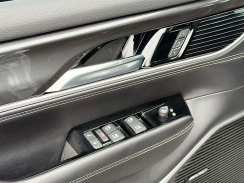 Used 2022 Jeep Wagoneer Series I w/ Premium Group I RWD image 18