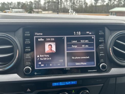 Used 2023 Toyota Tacoma TRD Off-Road image 26