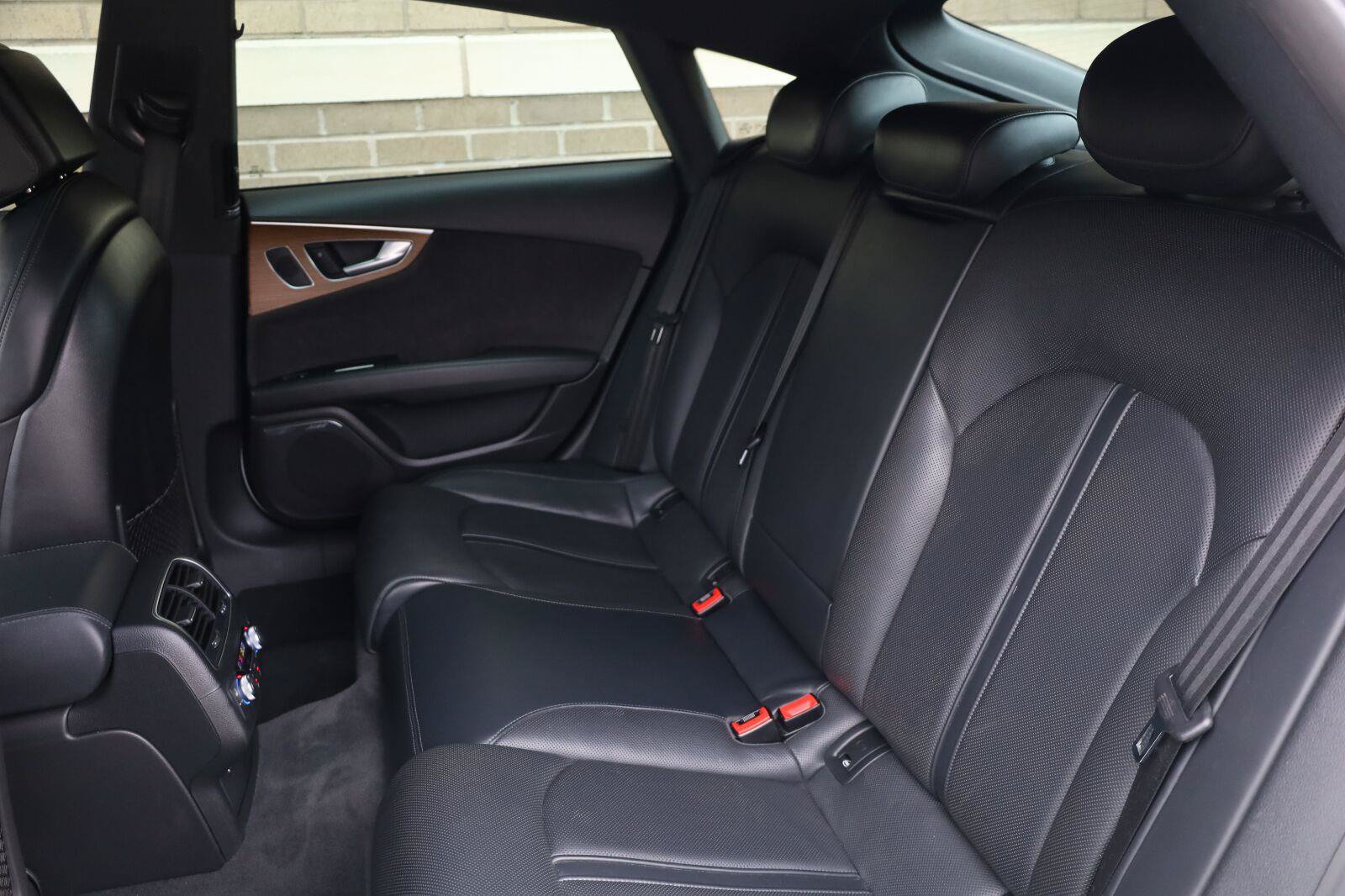Used 2017 Audi A7 3.0T Prestige w/ Comfort Seating Package AWD/4WD image 24