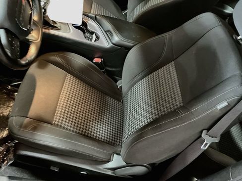 Used 2023 Dodge Challenger R/T RWD image 19