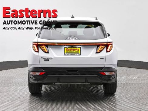 Used 2023 Hyundai Tucson SEL w/ Convenience Package AWD/4WD image 6