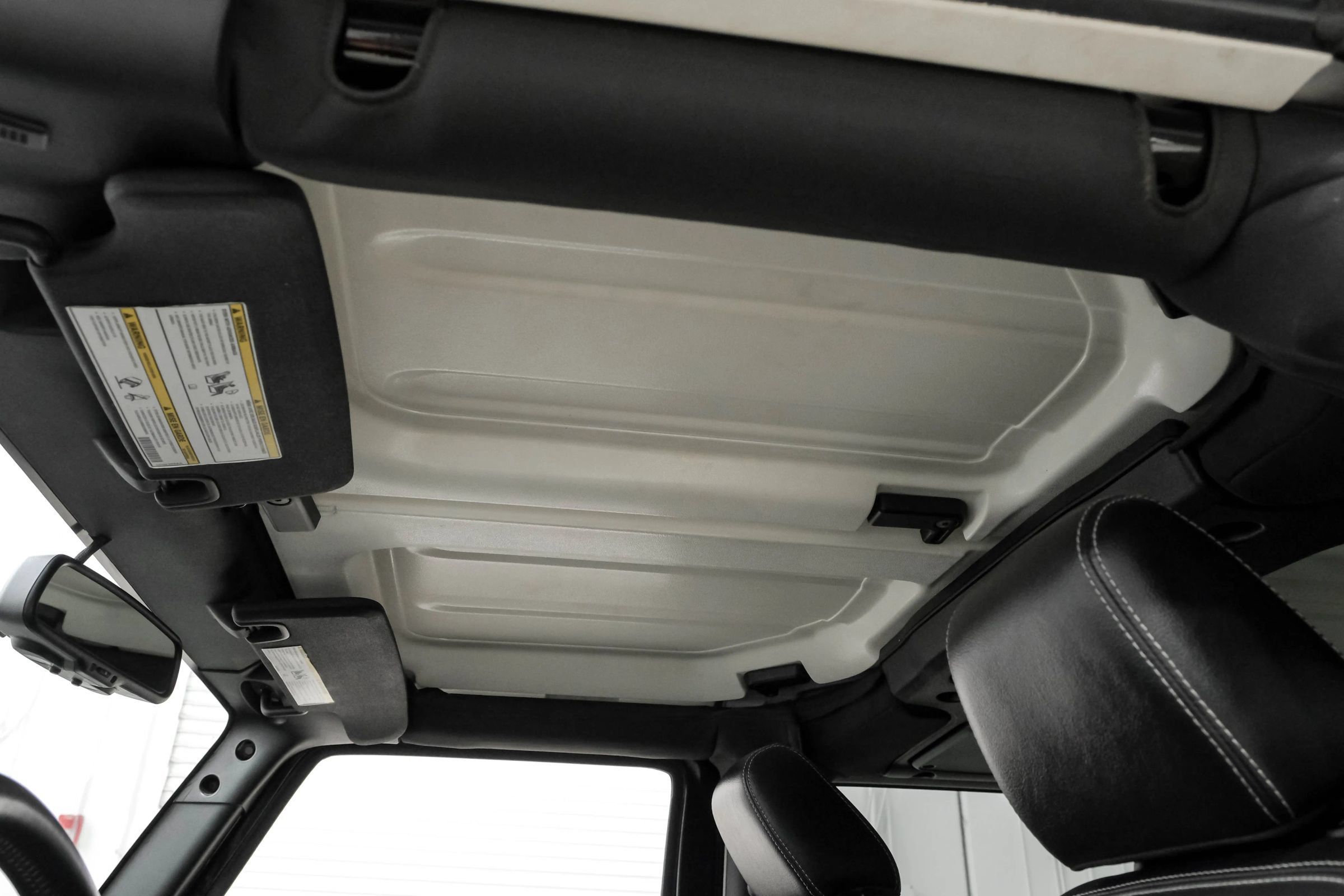 Used 2016 Jeep Wrangler Rubicon AWD/4WD image 39