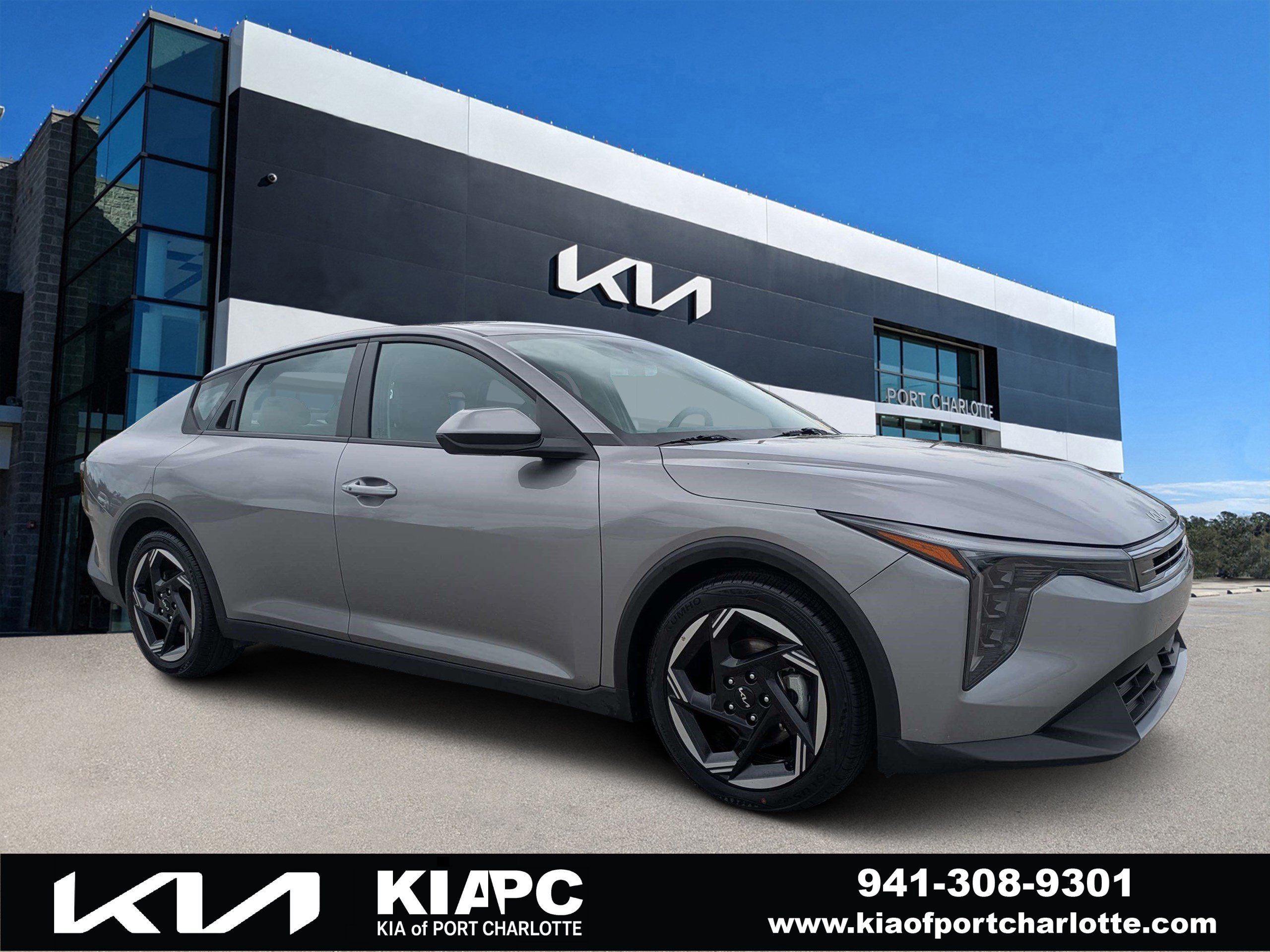 Certified 2025 Kia K4 EX FWD image 1
