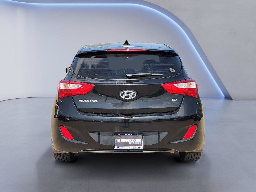 Used 2013 Hyundai Elantra GT w/ Touch & Go Pkg FWD image 8