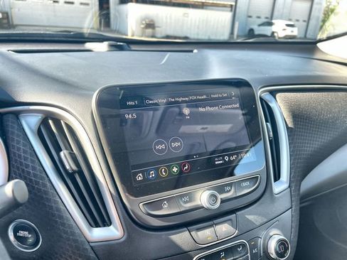 Used 2024 Chevrolet Malibu LT image 13