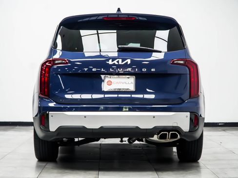 Used 2024 Kia Telluride S w/ S Sunroof Package FWD image 12