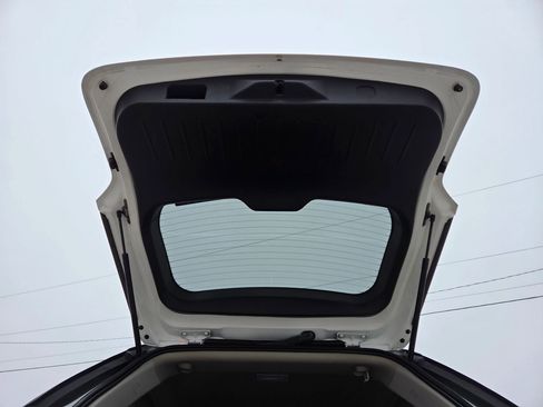 Used 2017 Chevrolet Equinox LT w/ Convenience Package image 21