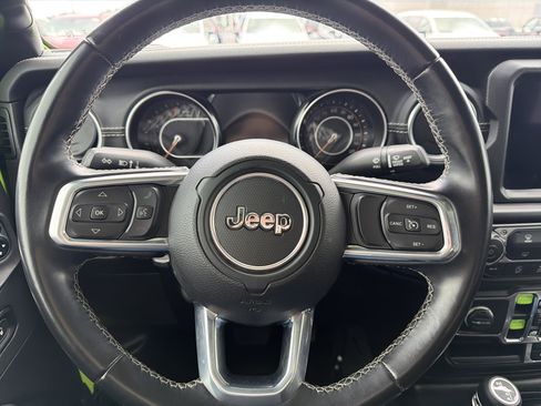 Used 2021 Jeep Gladiator Overland w/ Popular Equipment Package image 29