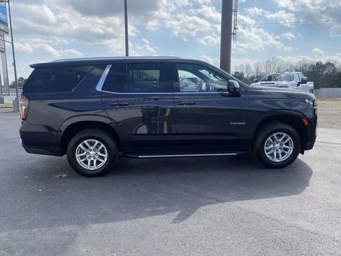 Used 2022 Chevrolet Tahoe LT w/ Luxury Package image 6